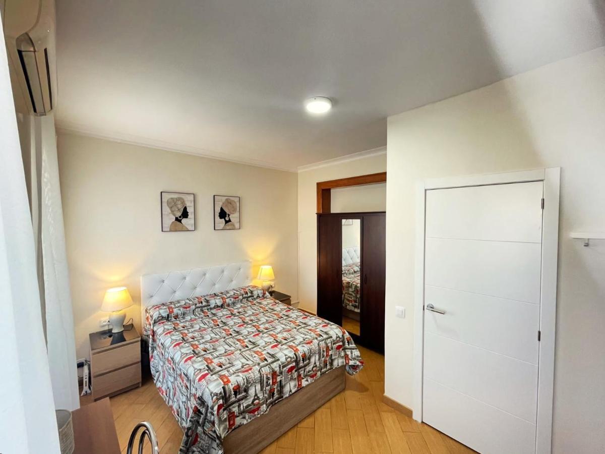 Rooms Nueva Valencia Barcelona Exteriér fotografie