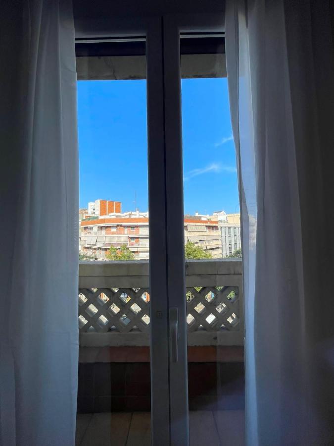 Rooms Nueva Valencia Barcelona Exteriér fotografie