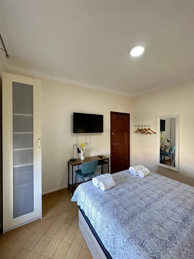 Rooms Nueva Valencia Barcelona Exteriér fotografie