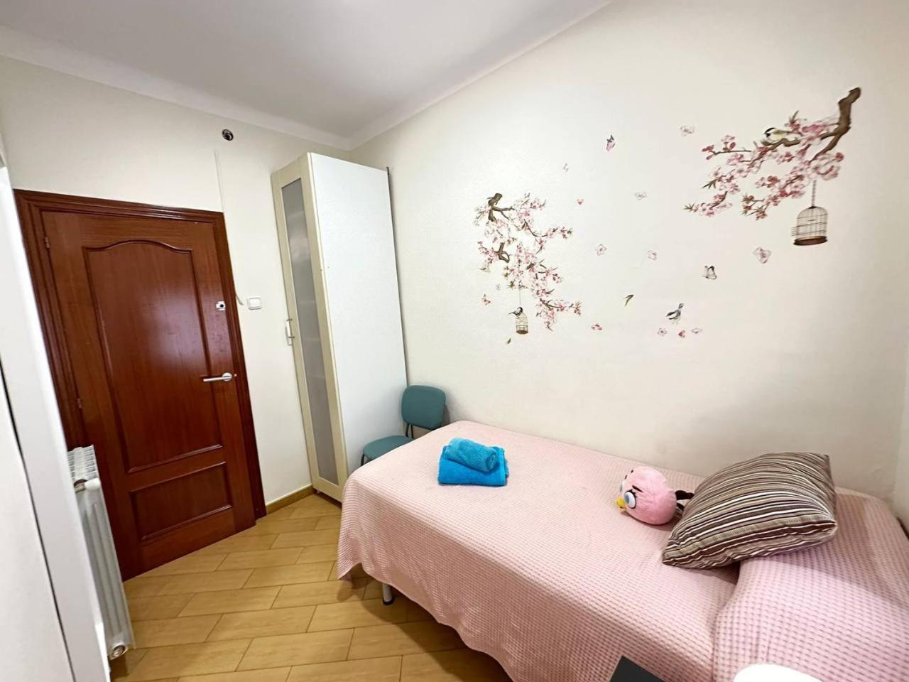 Rooms Nueva Valencia Barcelona Exteriér fotografie