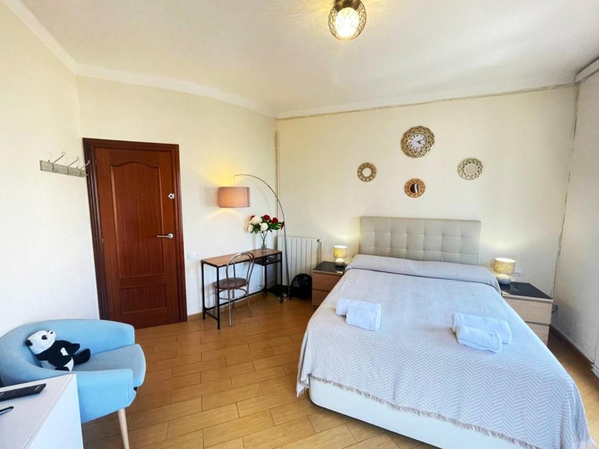 Rooms Nueva Valencia Barcelona Exteriér fotografie