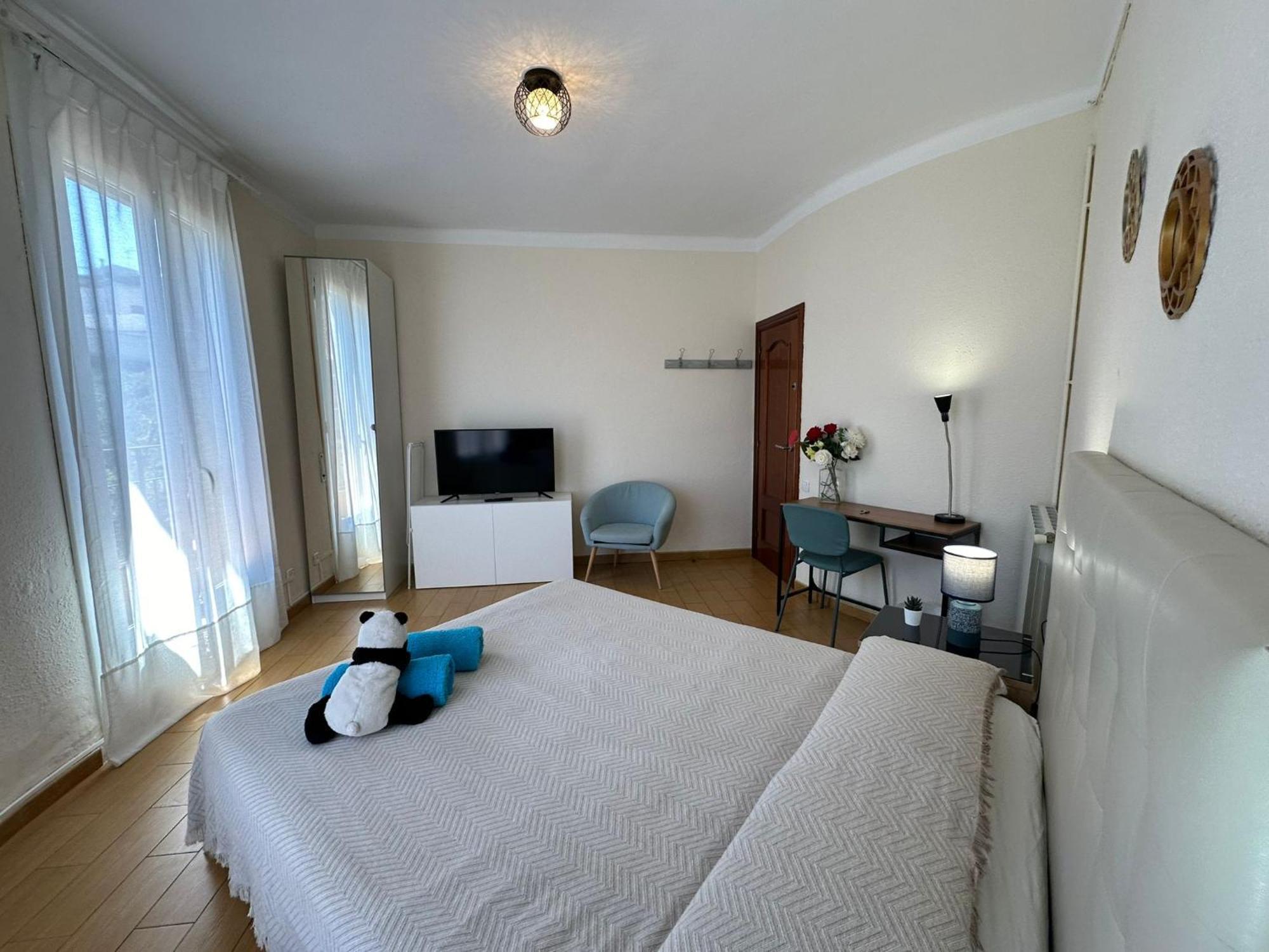 Rooms Nueva Valencia Barcelona Exteriér fotografie