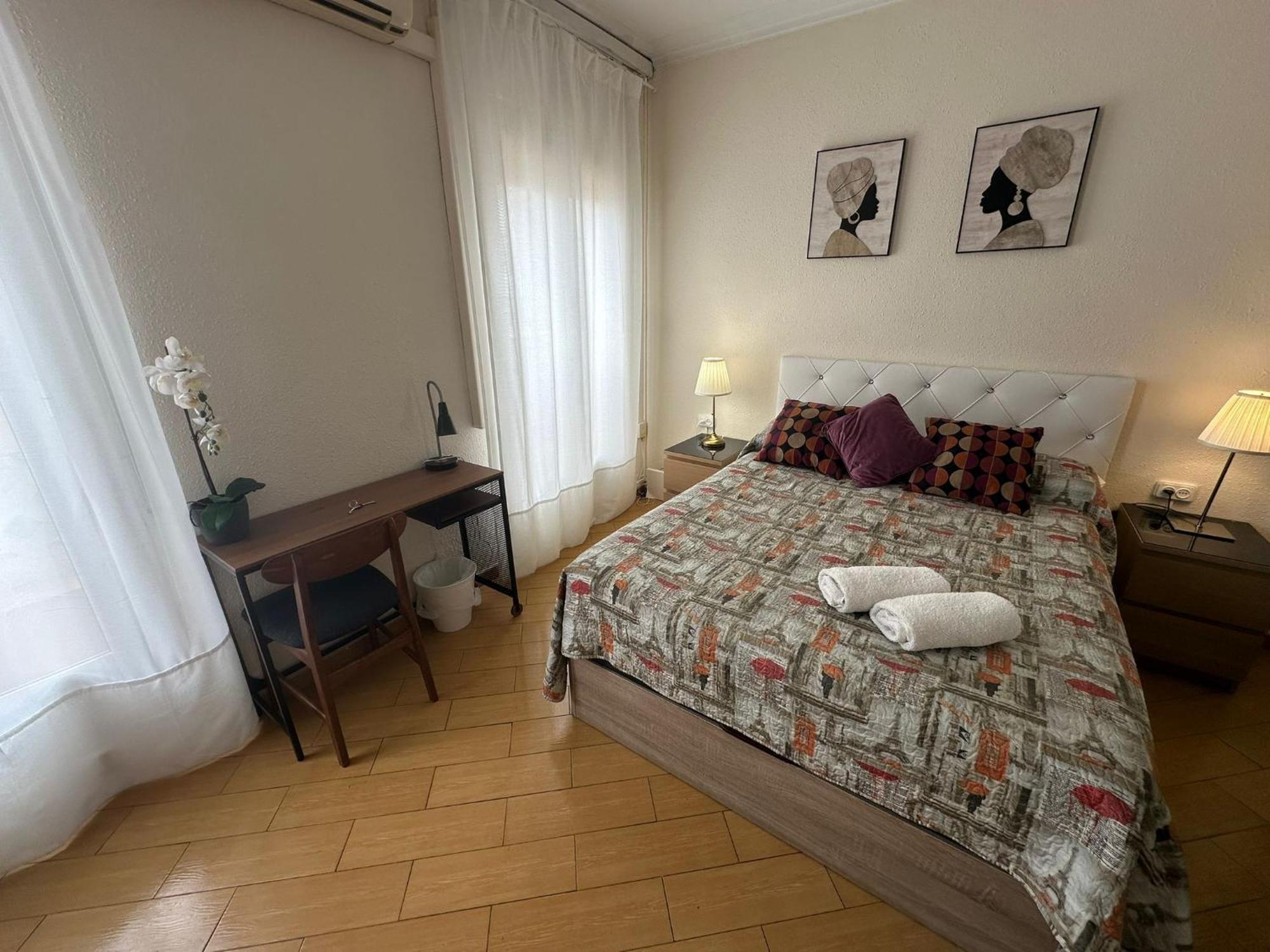 Rooms Nueva Valencia Barcelona Exteriér fotografie