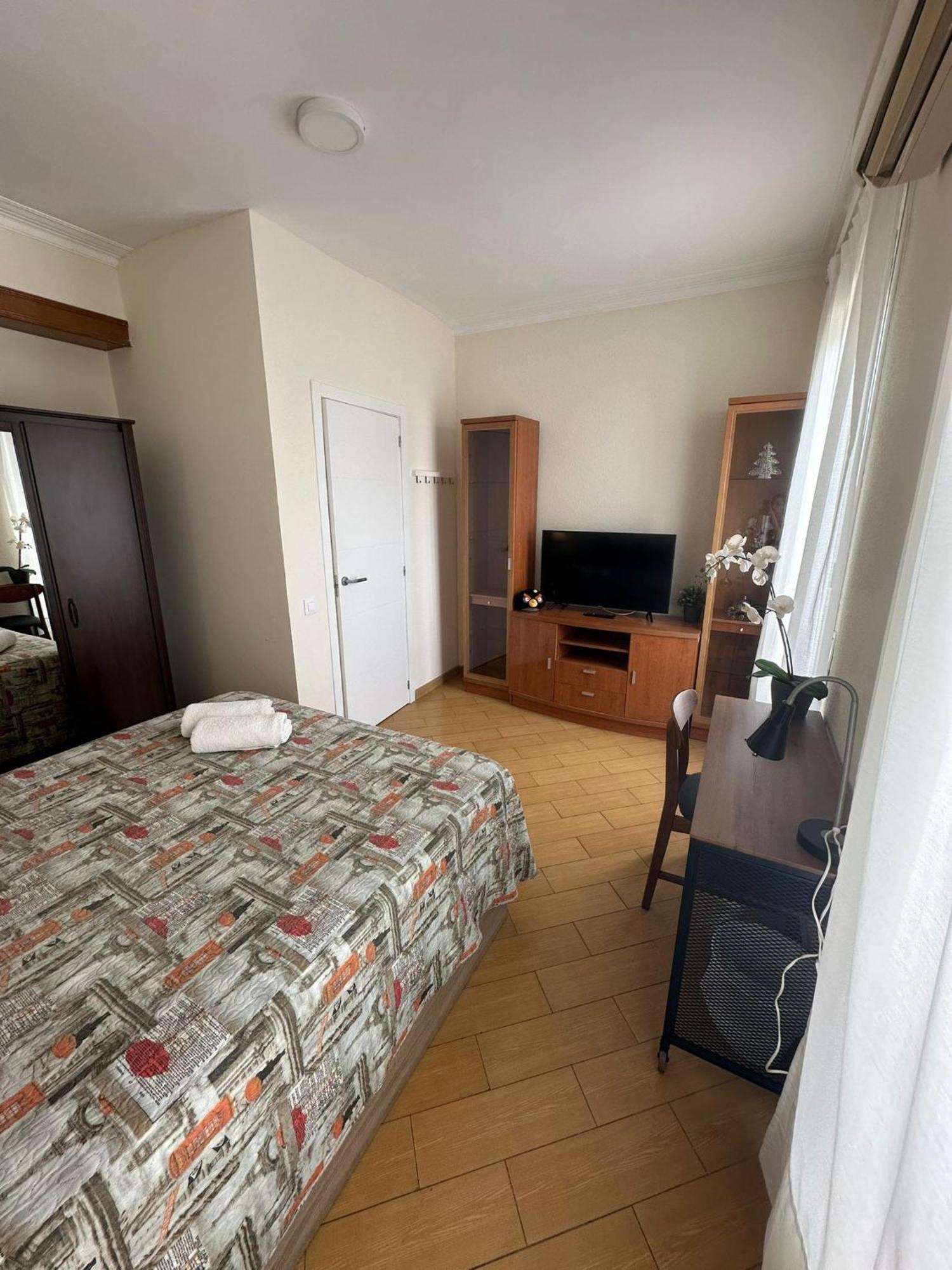 Rooms Nueva Valencia Barcelona Exteriér fotografie