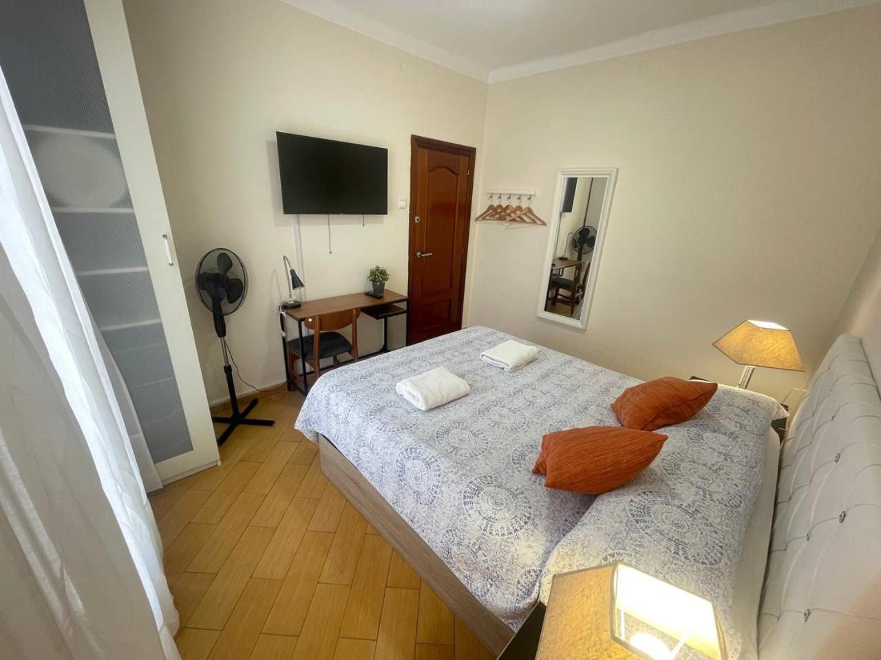 Rooms Nueva Valencia Barcelona Exteriér fotografie