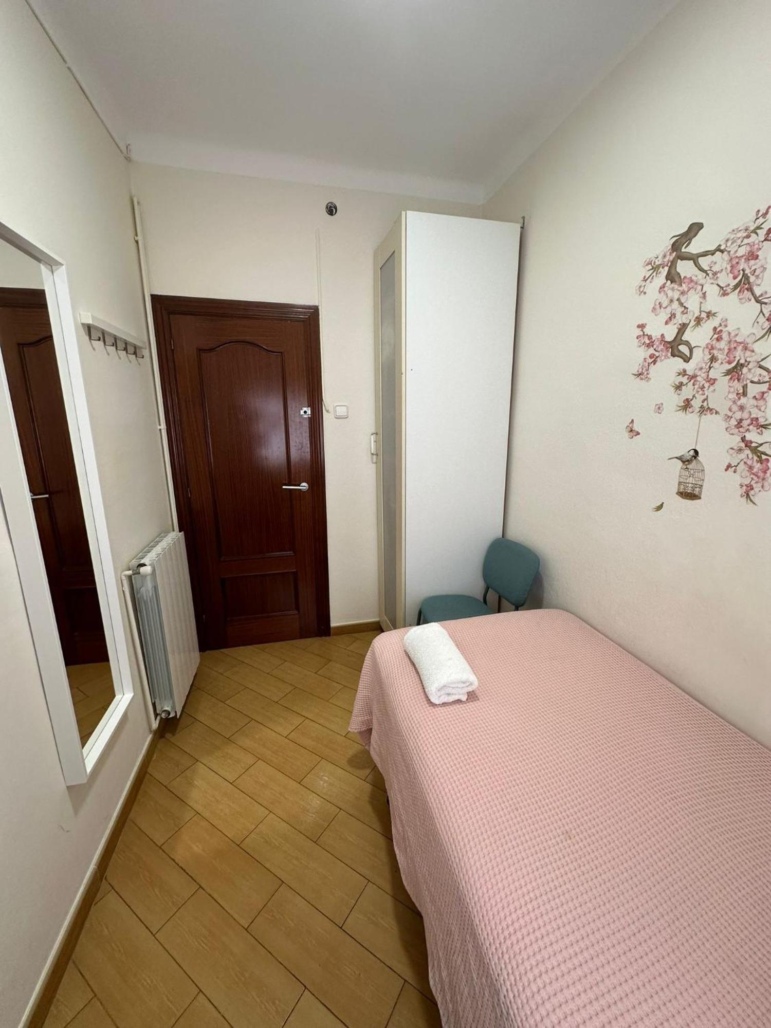 Rooms Nueva Valencia Barcelona Exteriér fotografie