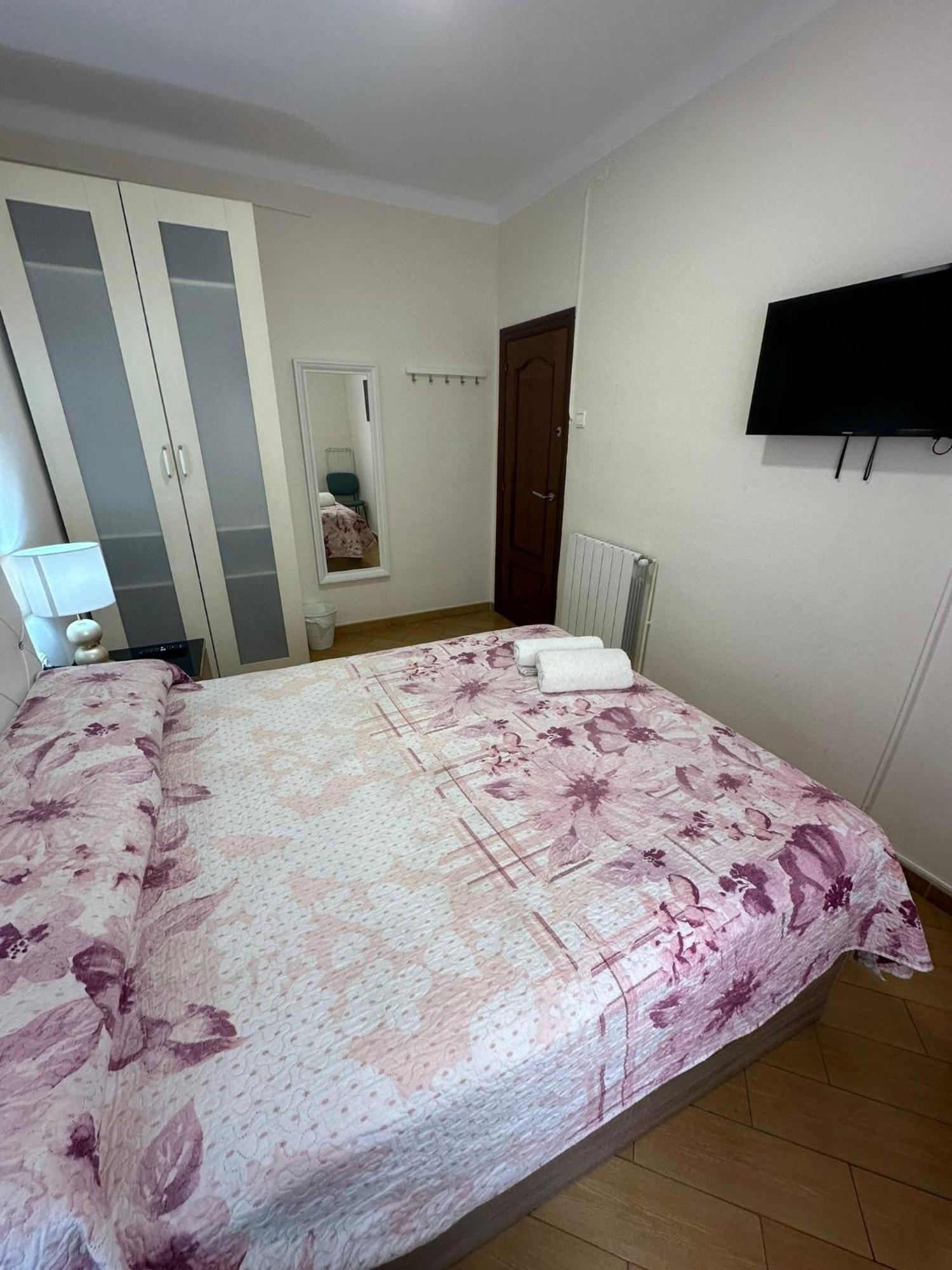 Rooms Nueva Valencia Barcelona Exteriér fotografie